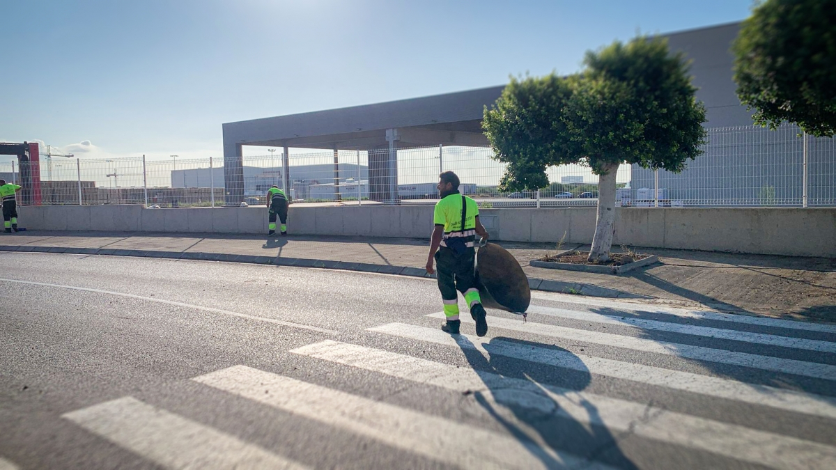 Onda activa un plan integral de limpieza y mejora en todos los polígonos industriales del municipio 