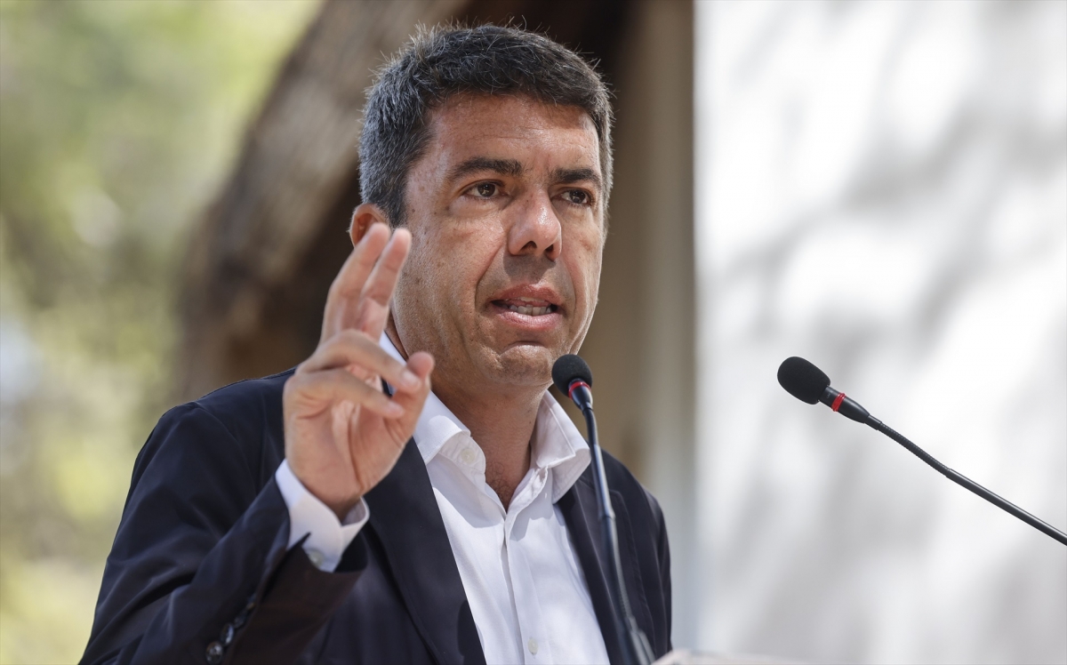 Mazón se crece ante la crisis en el PSPV-PSOE: 