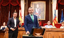 El concejal de Vox en Elche Pedro José Sáez se acoge a la dedicación exclusiva anual