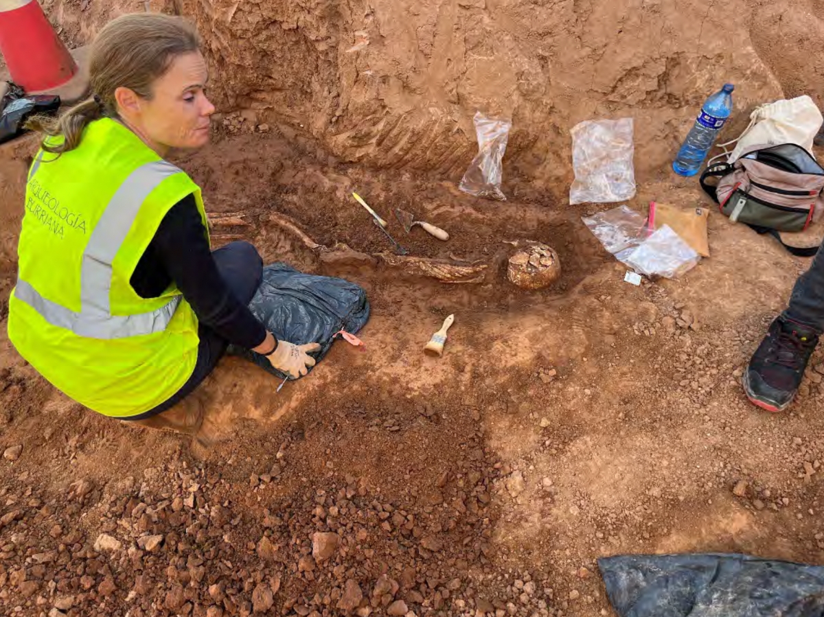 Restos arqueolo?gicos de las obras en la avenida Cardenal Taranco?n