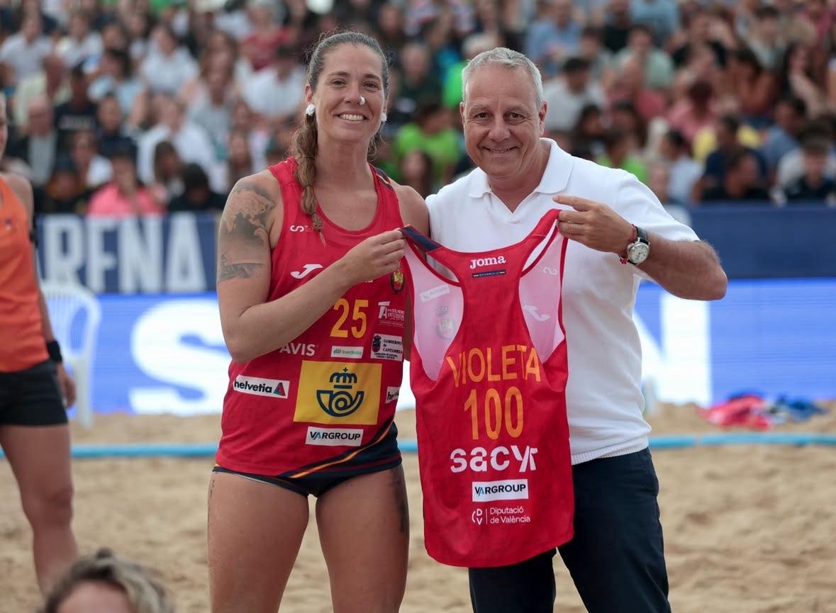 La aguileña Violeta González Poudereux llega a 100 partidos con la selección española