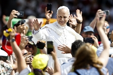 El Papa León XIV visita en el hospital a Ignacio Gonzálvez, joven cartagenero ingresado durante el Jubileo
