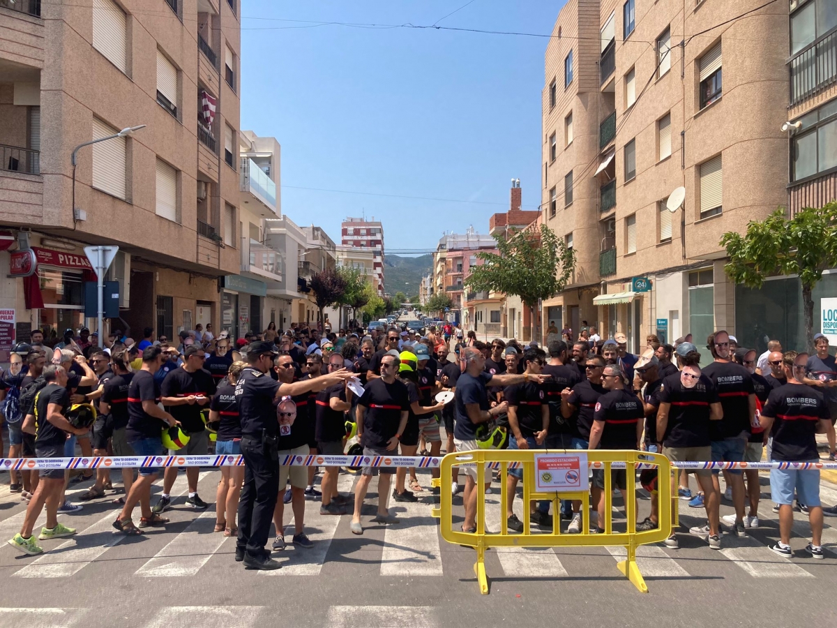 Agosto 'caliente' de los bomberos de Valencia: la huelga se alarga y ya afecta a servicios ordinarios