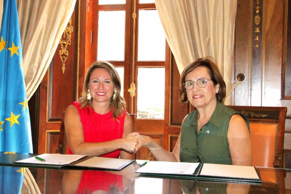 Castelló suscribe un convenio con la Asociación Networking Directivas para impulsar el emprendimiento femenino