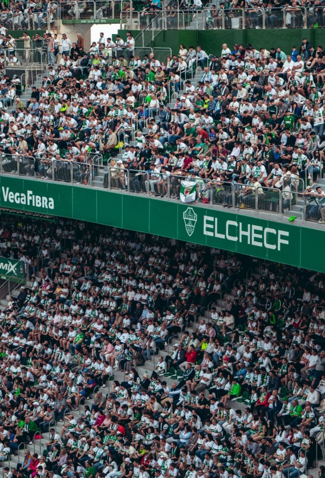 No cabemos… de ilusión: el Elche cierra su campaña de abonos con récord histórico de carnés