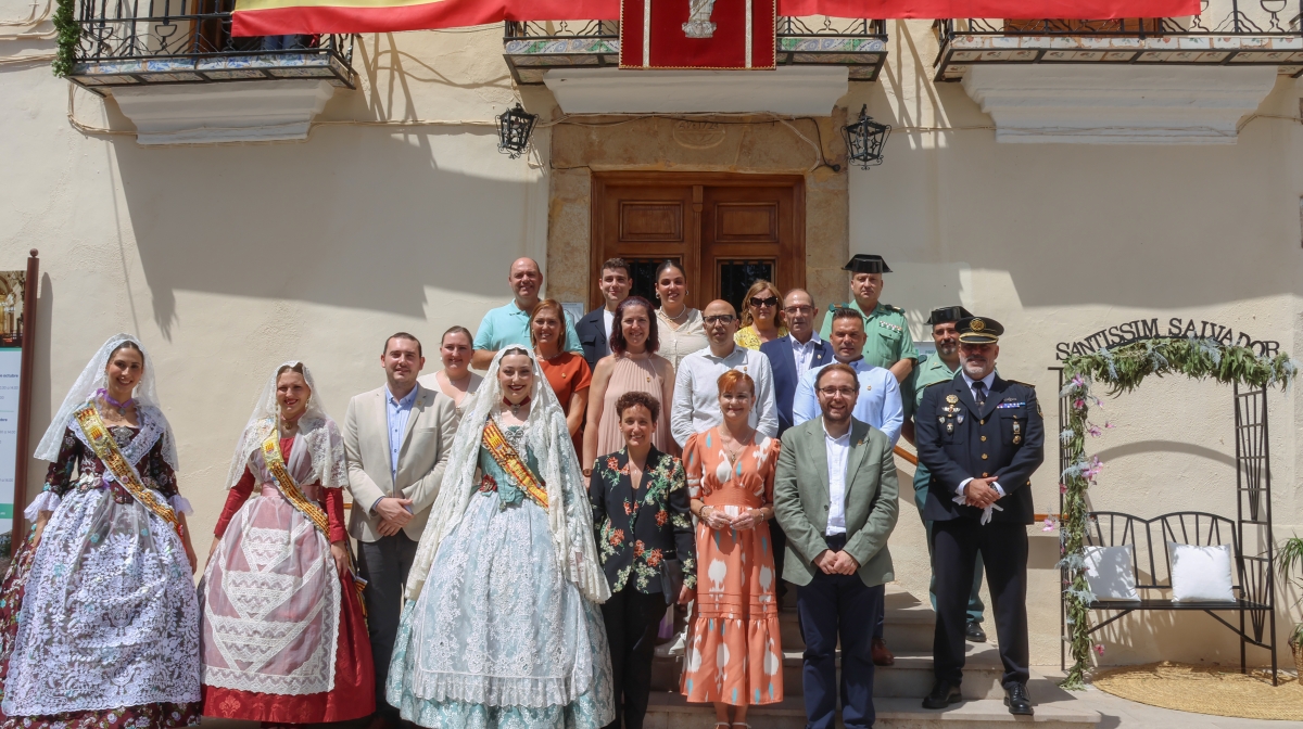 Devoción y orgullo en Onda por la festividad del Salvador en la Misa Mayor