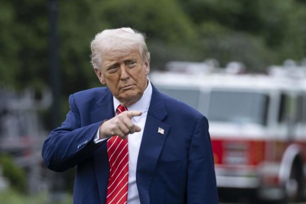 Entran en vigor los nuevos aranceles de Trump, con un mínimo generalizado del 10%