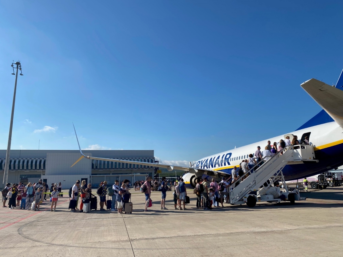 El aeropuerto de Castellón logra en julio otro récord: supera por primera vez los 40.000 pasajeros en un mes