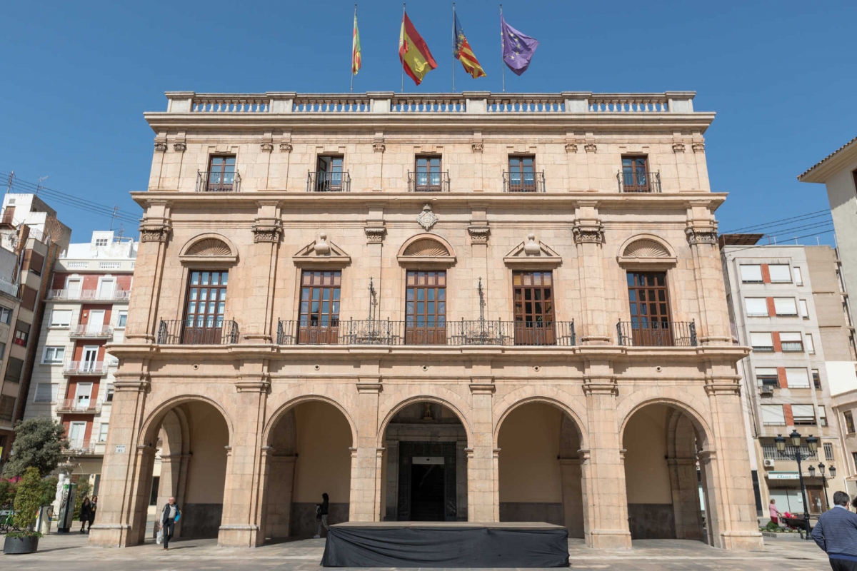 Cinco ofertas optan al nuevo contrato de señalización de Castelló: tres millones para cinco años