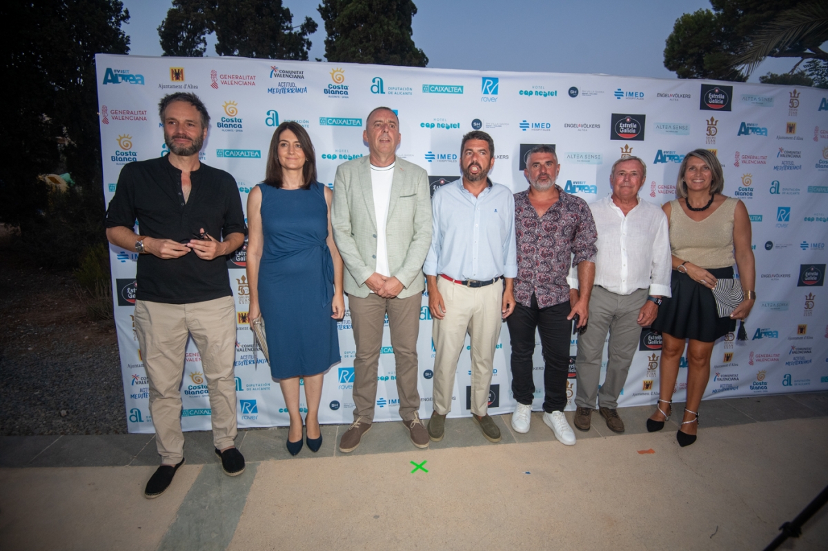 Diego Zaragozí, alcalde alteano, el president Mazón y concejales como José Orozco y Xelo González, en 2024. - Foto: Rafa Molina Diego Zaragozí, alcalde alteano, el president Mazón y concejales como José Orozco y Xelo González, en 2024.