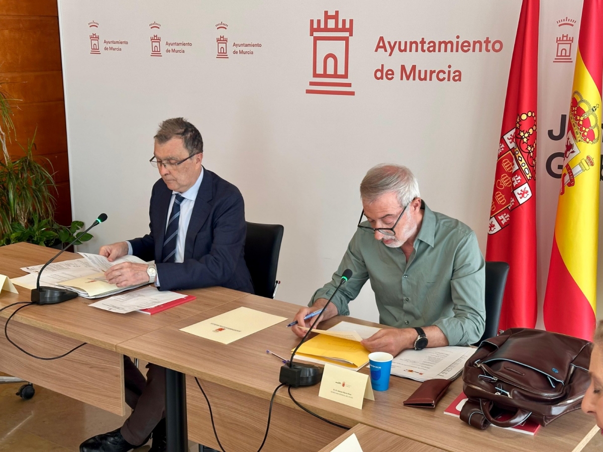 Junta Extraordinaria de Accionistas y el Consejo de Administración de Mercamurcia - Foto: AYTO. MURCIA Junta Extraordinaria de Accionistas y el Consejo de Administración de Mercamurcia