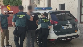Detenido un hombre que anunciaba la venta falsa de furgonetas camperizadas