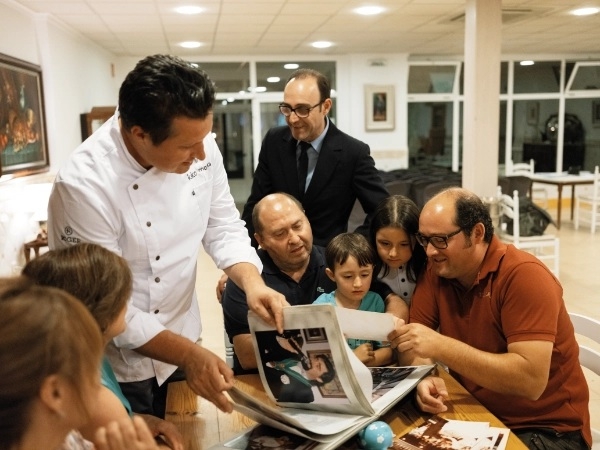 Alicante Gastronómica homenajeará al maestro de la sala Juan Moll, los 40 años de L’Escaleta y a la panadera crevillentina Dolores Hurtado