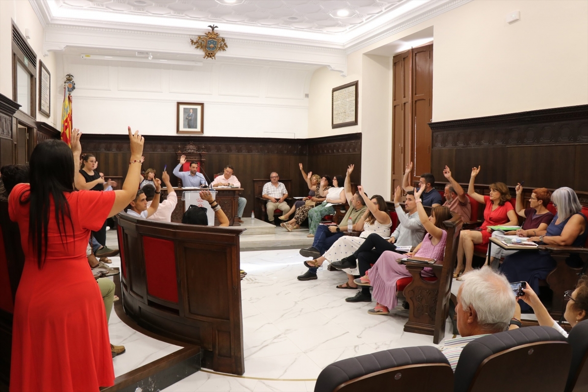 El Ayuntamiento de Sagunt solicita a Obeikan MDF que cumpla el acuerdo alcanzado para el ERE de 153 trabajadores