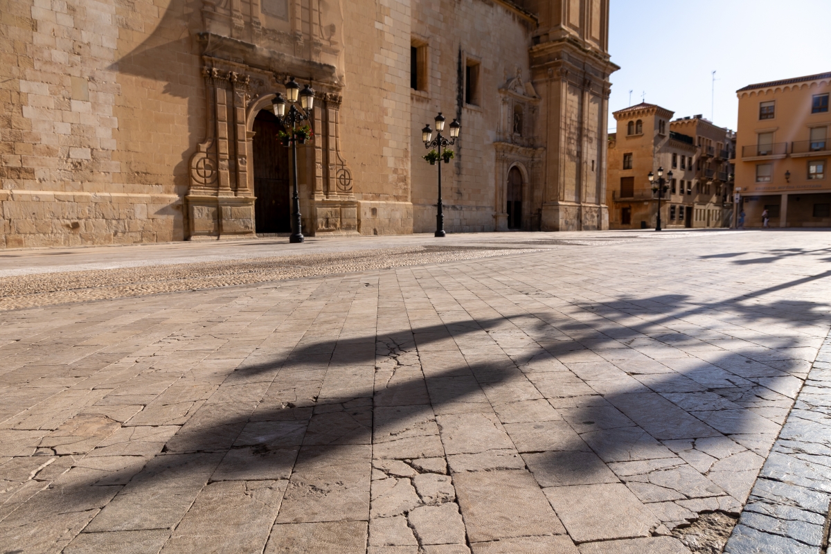 De Santa María... a la Plaza del Congreso Eucarístico de Elche