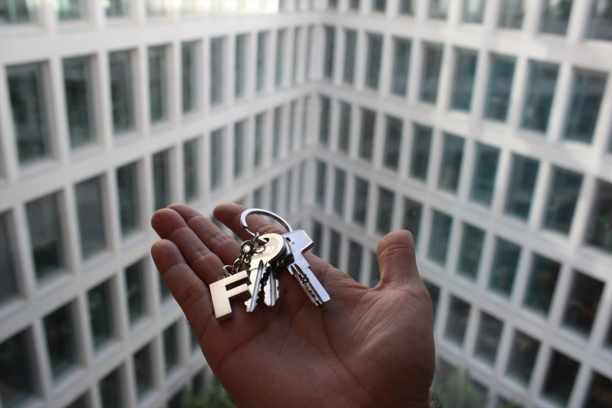 Así es el comprador de vivienda en la Comunitat: más de 40 años, con salario alto e hipoteca