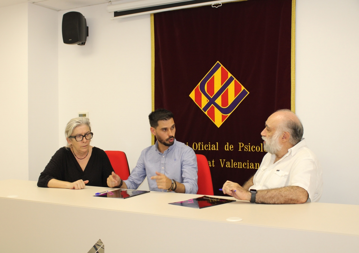 Castelló firma un convenio con el Colegio de Psicología de la Comunitat para proteger la salud mental de sus jóvenes
