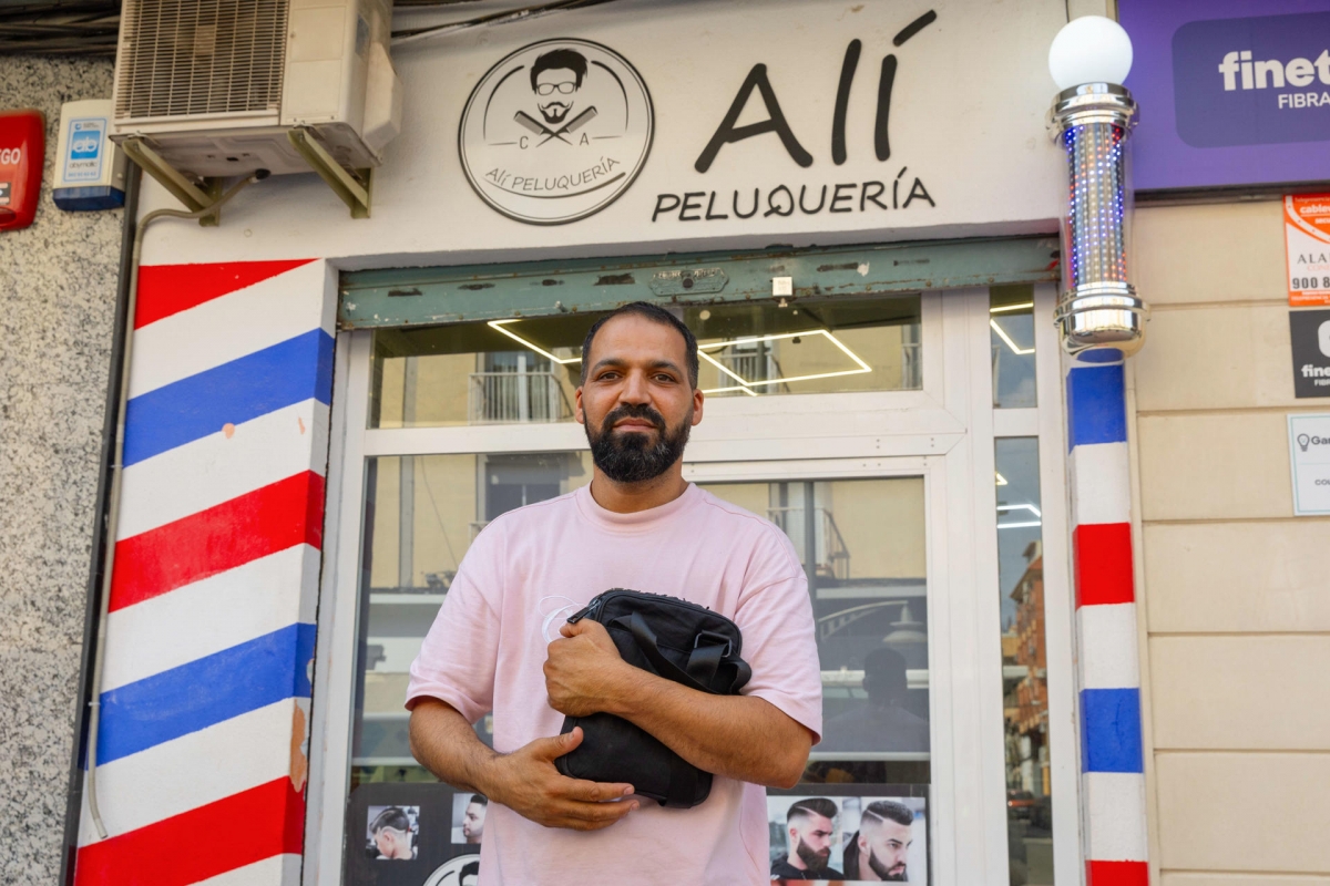 Alí Houjja, barbero marroquí en Jumilla: 