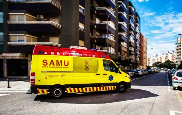 Personal sanitario ha recuperado a un niño de 18 meses tras ahogarse en una piscina privada de Elche