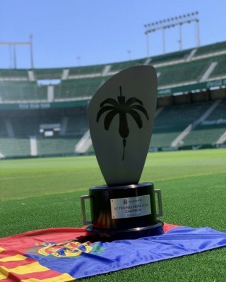 El Festa d’Elx busca nuevo dueño: el Martínez Valero se viste de gala para un derbi Elche-Hércules, casi nada