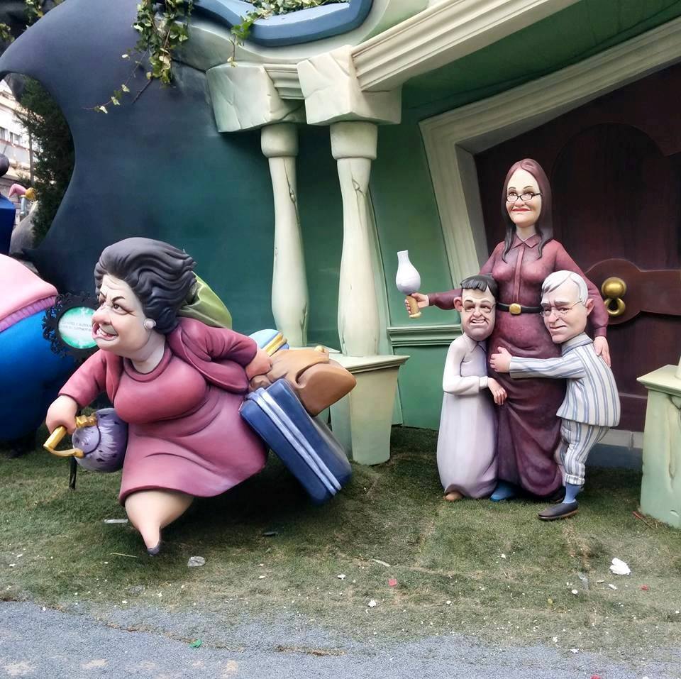 Ruta del 'caloret': un recorrido público repasa los hitos de la corrupción a pie de calle en Valencia