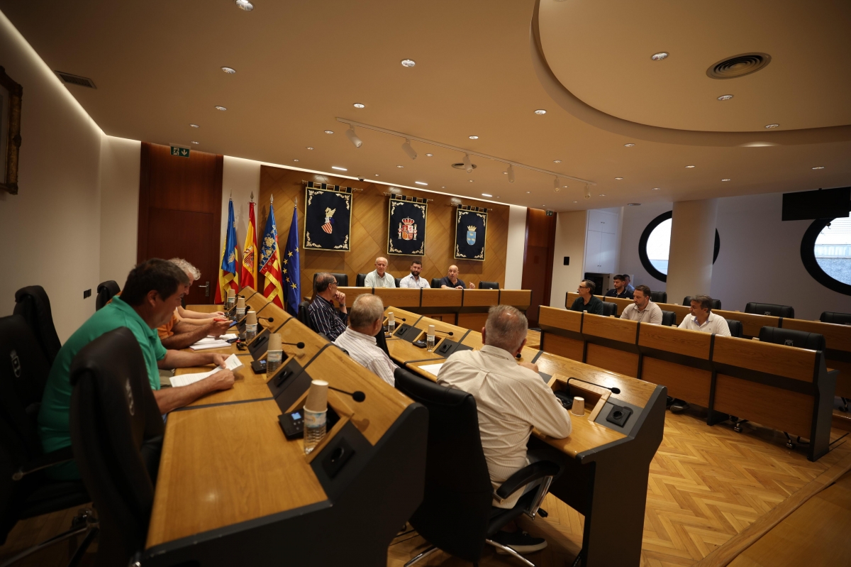 Burriana aborda los efectos de la granizada de julio y las medidas contra la sobrepoblación de jabalíes