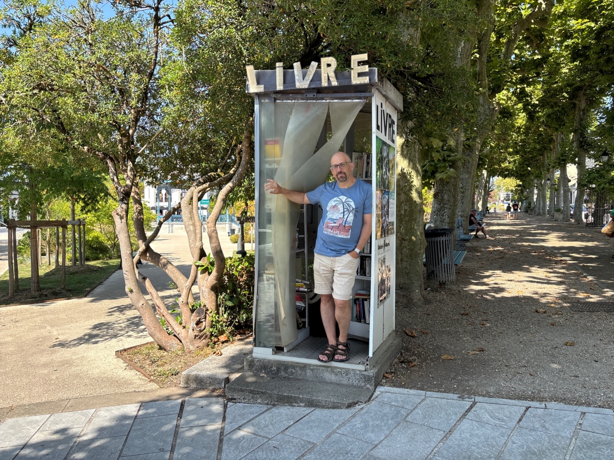 Santiago Álvarez inspirándose durante el verano