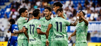 El Levante se ejercita en Auxerre y el martes empezará a preparar su debut ante el Alavés