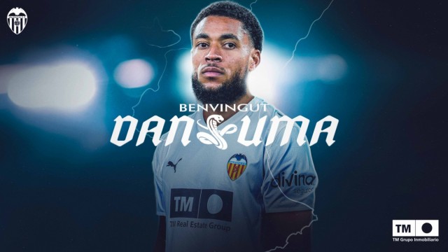 Oficial: Arnaut Danjuma firma con el Valencia CF hasta 2028