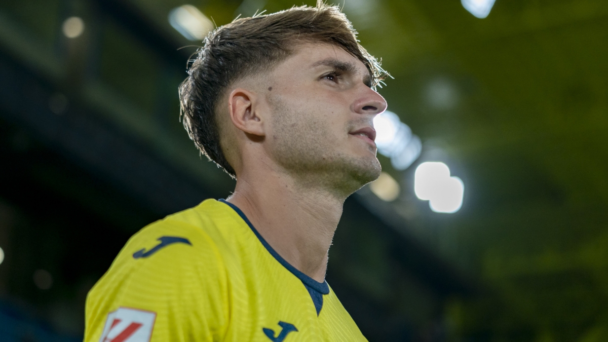 El Villarreal traspasa al canterano Carlo Adriano al Querétaro de México
