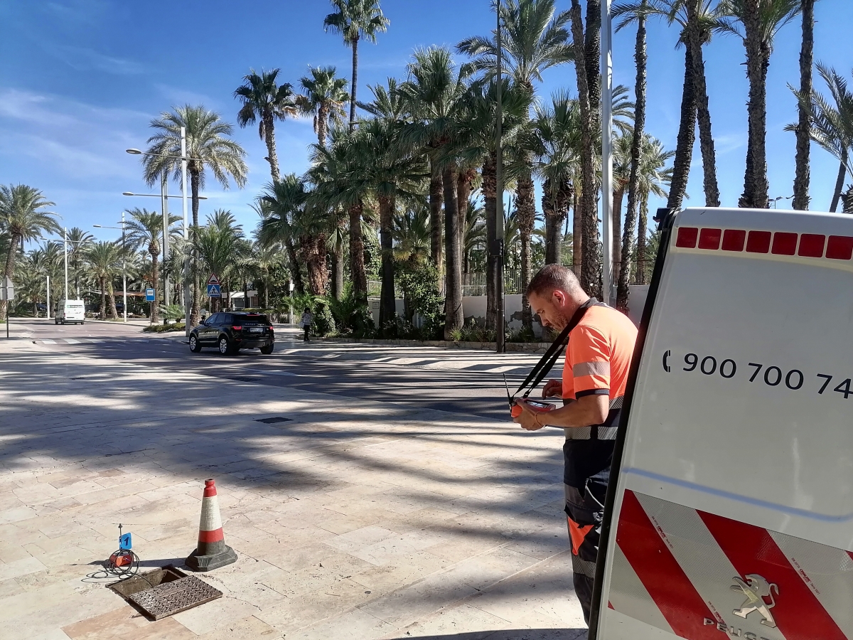 El consumo medio en Elche se reduce hasta los 102 litros por habitante y día