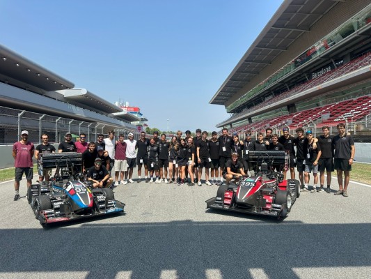 La UPV culmina una temporada histórica en Fórmula Student: Campeones de Austria, Michigan (USA) y Subcampeones en Barcelona