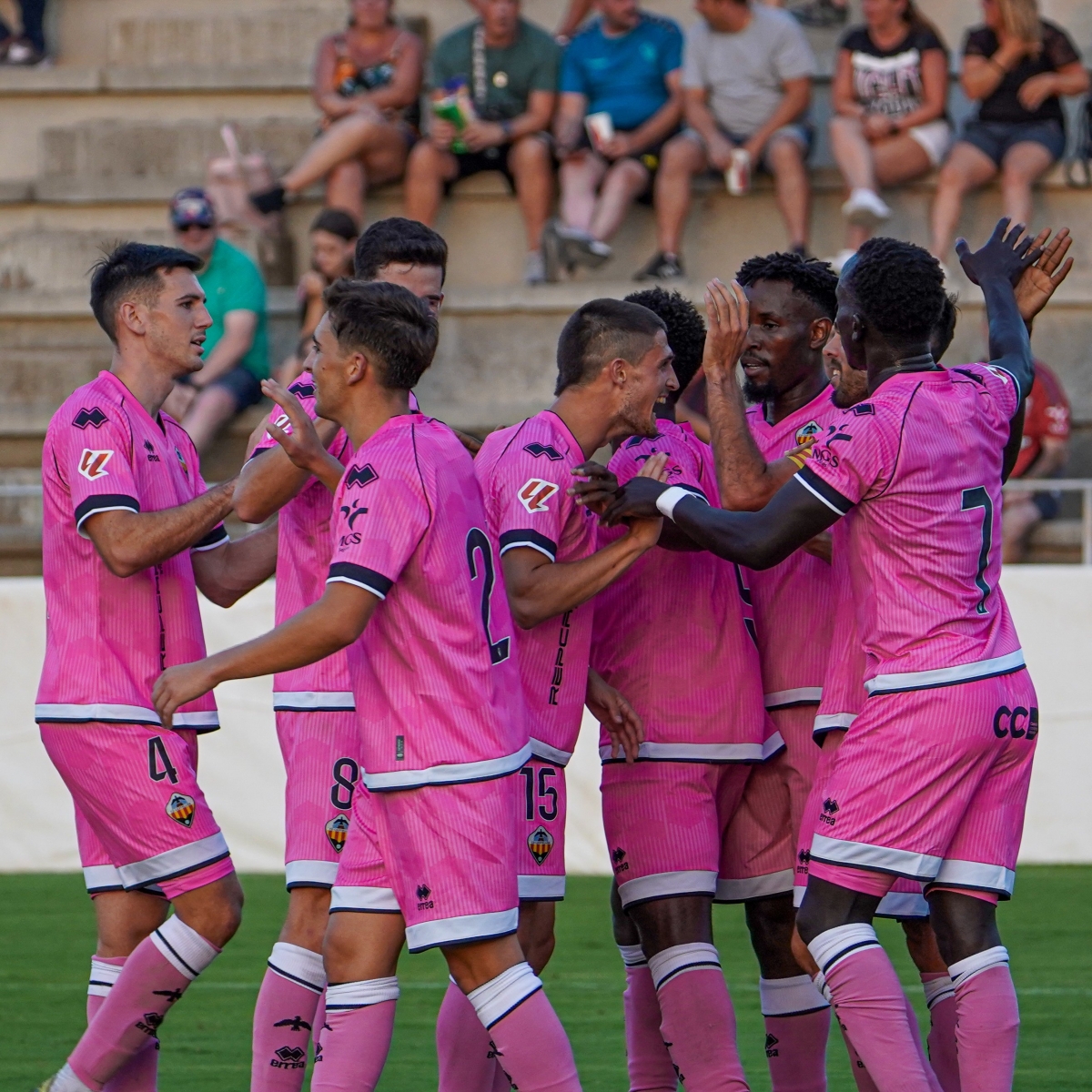 El Castellón encara su 44ª temporada en Segunda División con el objetivo de asentarse en la zona media