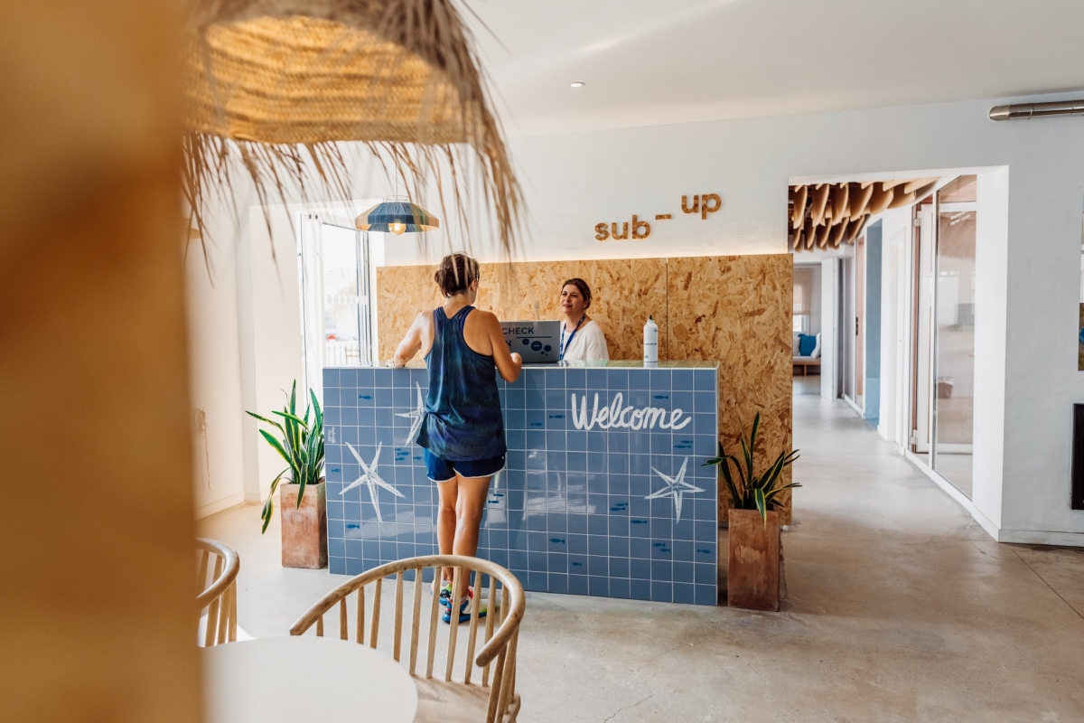 Los hoteles de Cabo de Palos extienden su 'agosto' a septiembre