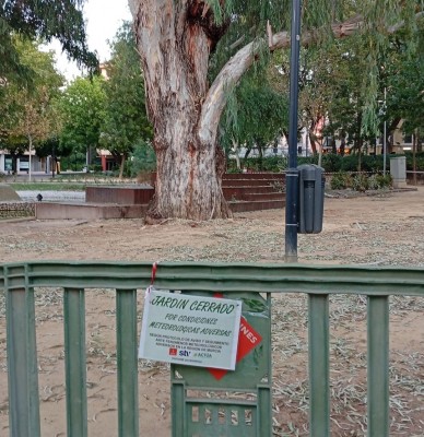 Murcia cierra por el calor los jardines del Salitre, Cuartel de Artillería, La Seda, Malecón, Jardín Chino, Reina Sofía y los palmerales de Santiago y Zaraíche