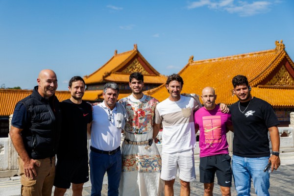 Alcaraz también conquista Asia: tres continentes y ocho países se rinden a sus pies