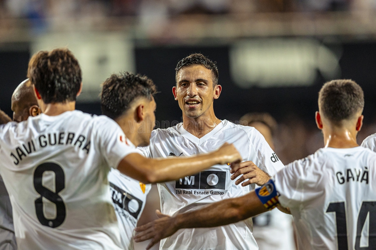 El Valencia, con un aparente cambio de rumbo en fichajes y sin objetivo definido