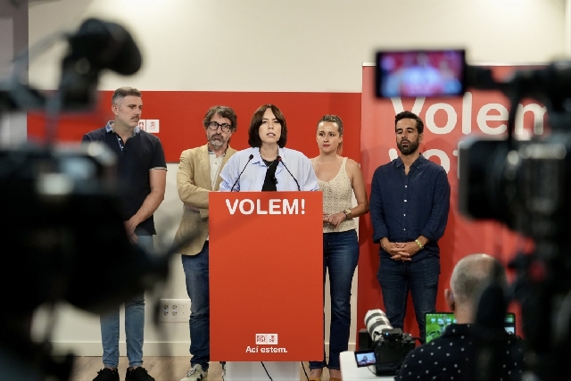 El socialismo valenciano se cae a trozos