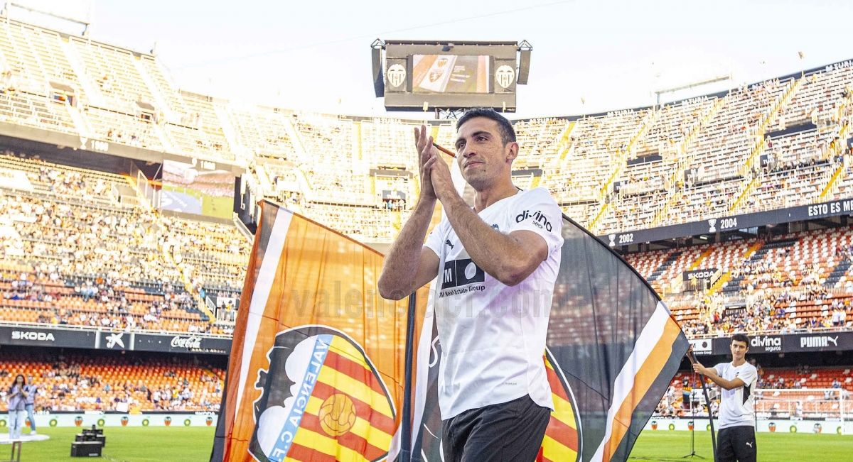 César Tárrega, renovación y brazalete de capitán: “Es un sueño cumplido”