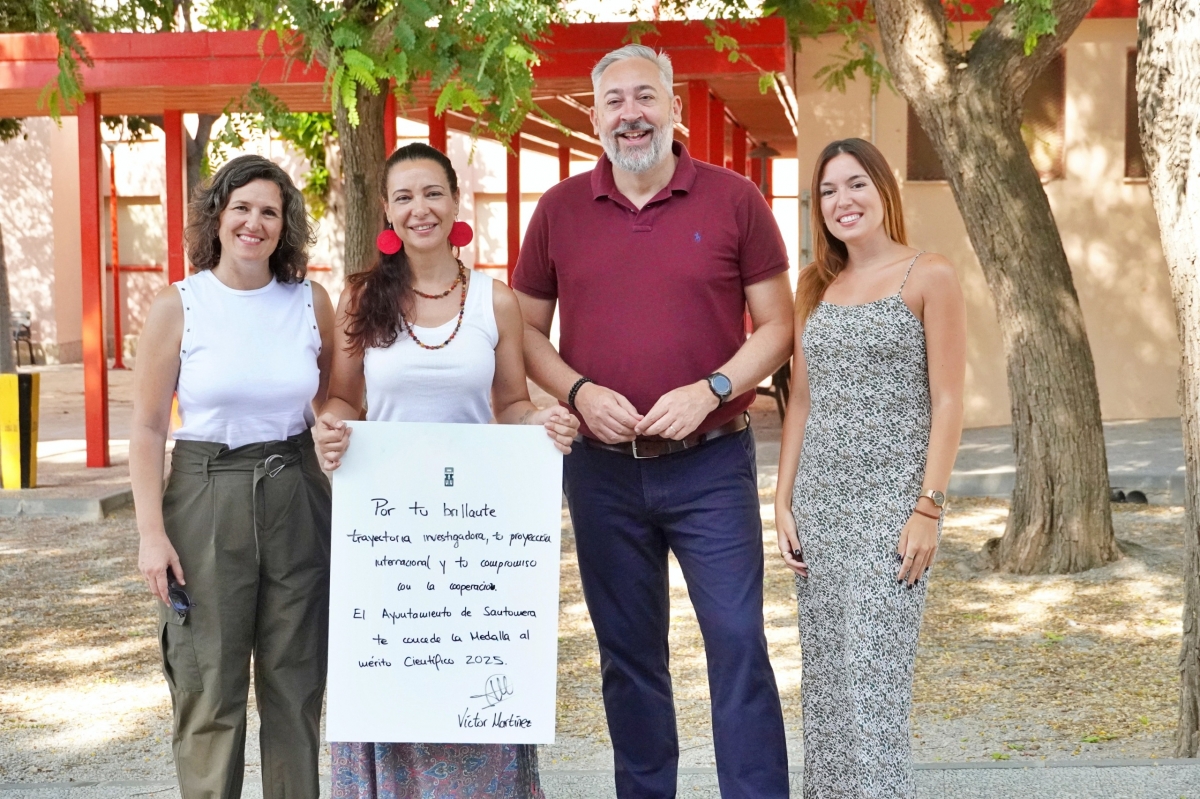 Santomera distingue a la investigadora Lucrecia Acosta Soto con la Medalla al Mérito Científico
