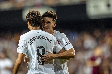 El Valencia CF arranca una campaña ilusionante ante la Real Sociedad