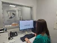 El Hospital Clínico de Valencia incorpora un TAC cónico de última generación para cirugía maxilofacial