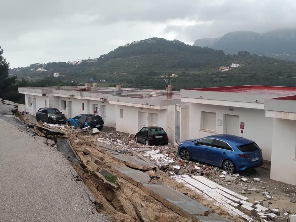 Calp licita las obras de reconstrucción del vial de acceso a Balcón de Bernia, dañado por las lluvias de 2022