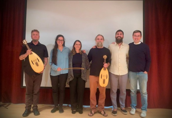 Una viola oval del siglo XIII recupera su melodía en la Facultad de Música y Artes Escénicas de UAX
