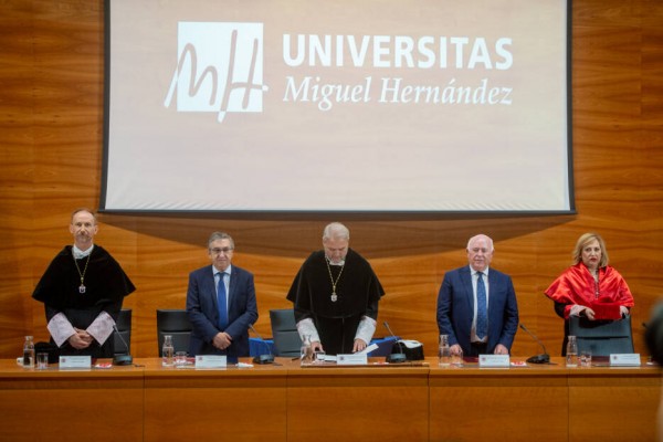 La UMH tiene cuatro nuevos grados aprobados y aspira a una residencia en el campus de Elche