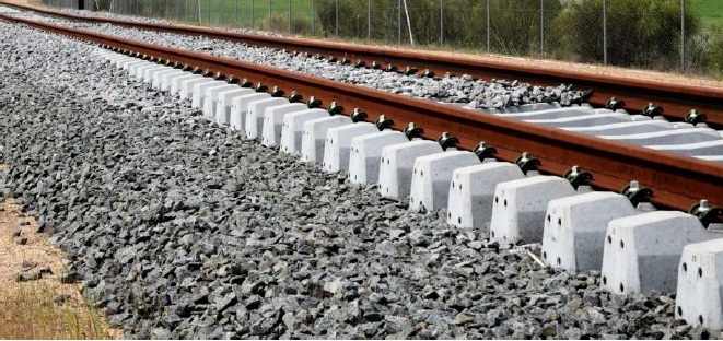 Adif acelera el ancho estándar en el corredor Alicante-Xàtiva: licita los materiales de otro tramo por 27 millones