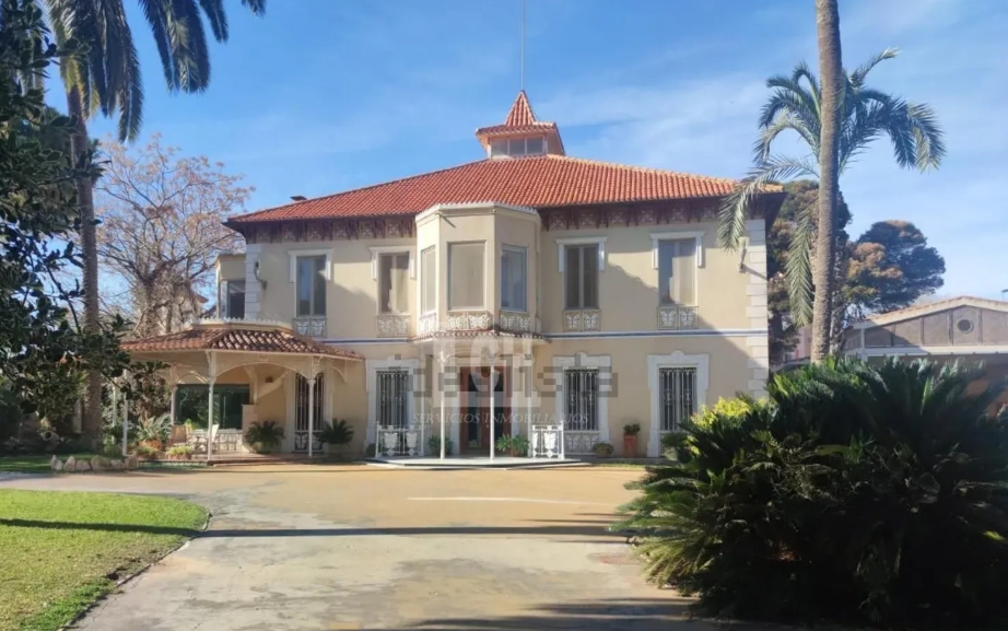 4 Casa Histórica en San Pedro - Foto: IDEALISTA 4 Casa Histórica en San Pedro