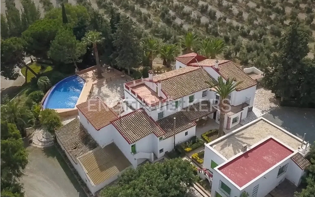 5 Cortijo en Puerto Lumbreras - Foto: IDEALISTA 5 Cortijo en Puerto Lumbreras