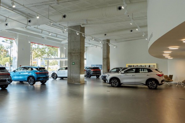 El fabricante chino BYD abrirá dos concesionarios en la Región de la mano de Marcos Automoción