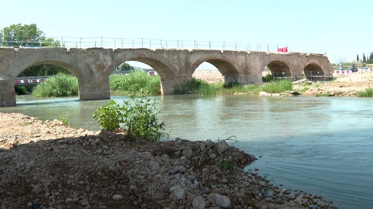 Riba-roja (Valencia) avisa sobre el baño en el río: 